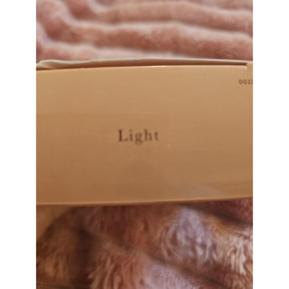 Laura Geller Double Take Baked Versatile Powder Foundation Color Light 0.35 OZ - Picture 2 of 4